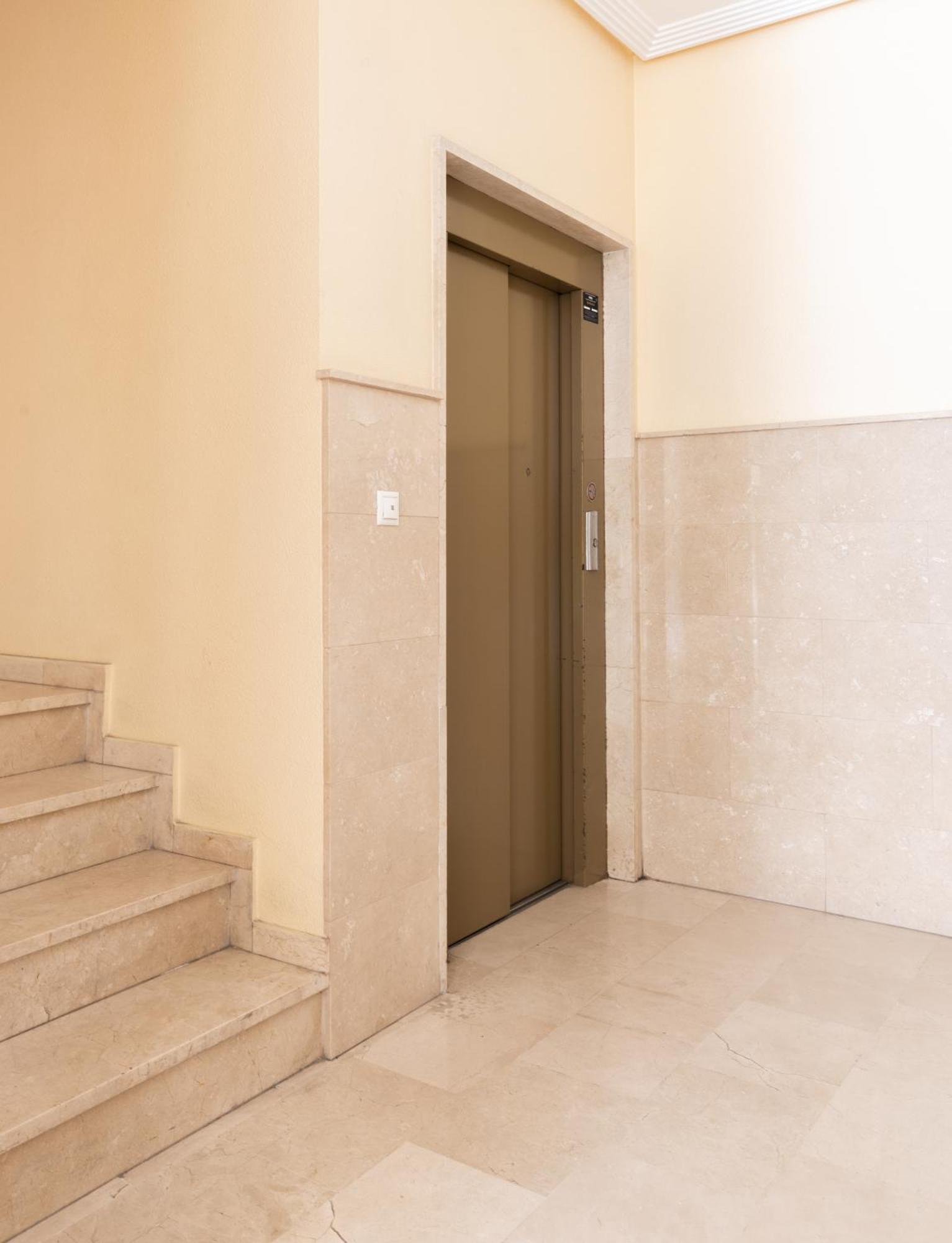 Hola Torrevieja Apartment Exterior photo