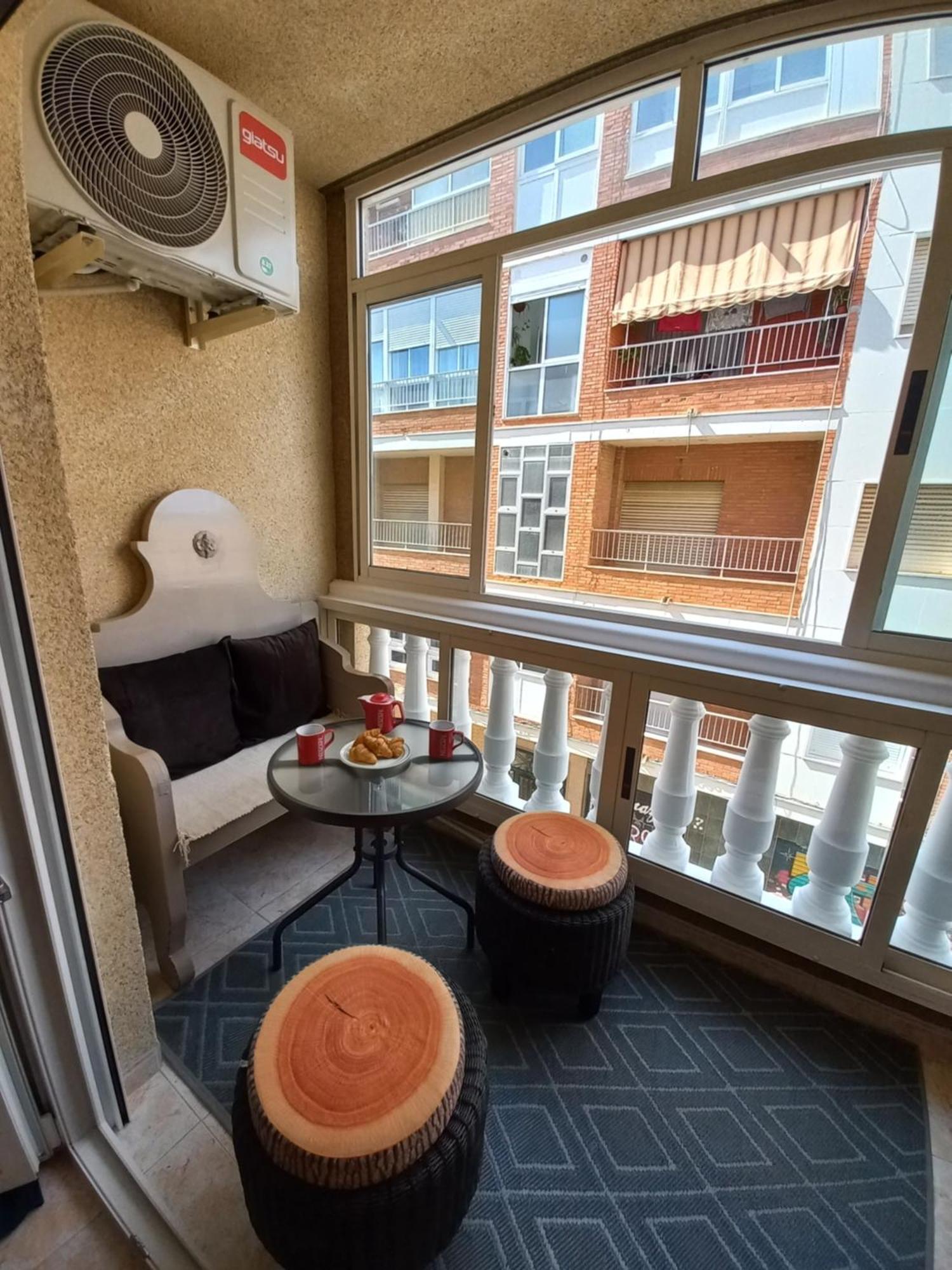 Hola Torrevieja Apartment Exterior photo